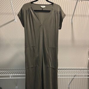 Ann Taylor Loft Lou and Grey Olive Green Dress with Pockets and Tie at Waist